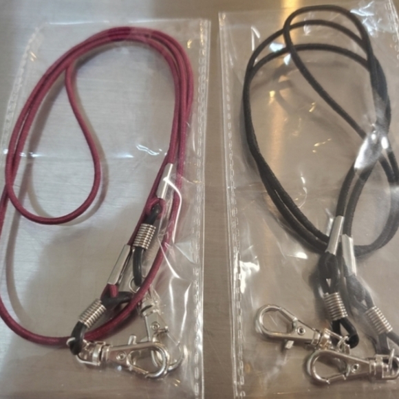 Mask Lanyard/Chain - Picture 2 of 3
